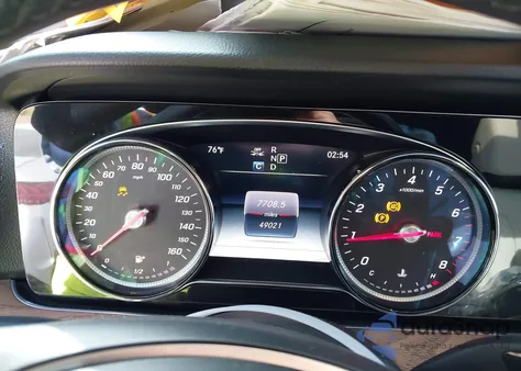 2018 Mercedes-Benz E 300 z USA, uszkodzony, nr VIN WDDZF4JB8JA434973